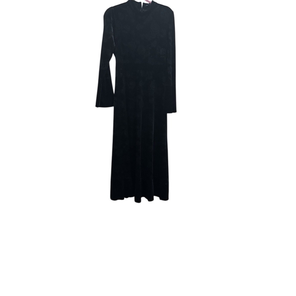 Elegant Long Sleeve Black Dress
